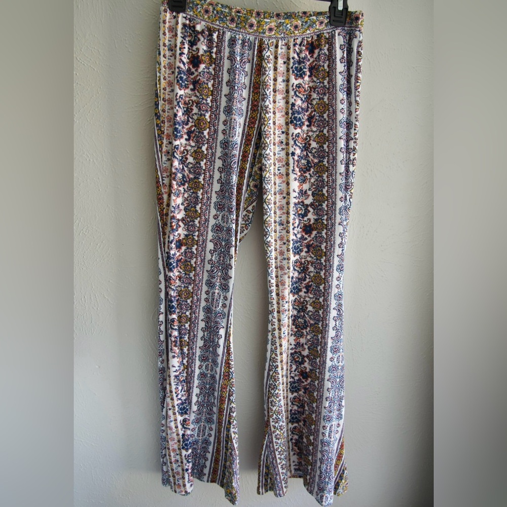 About a Girl - Floral Patterned Pants